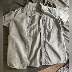 American eagle button up
